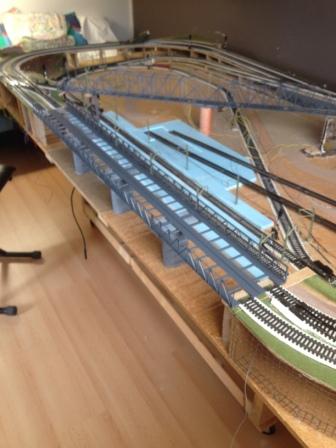 026 - voorste brug ligt er.JPG